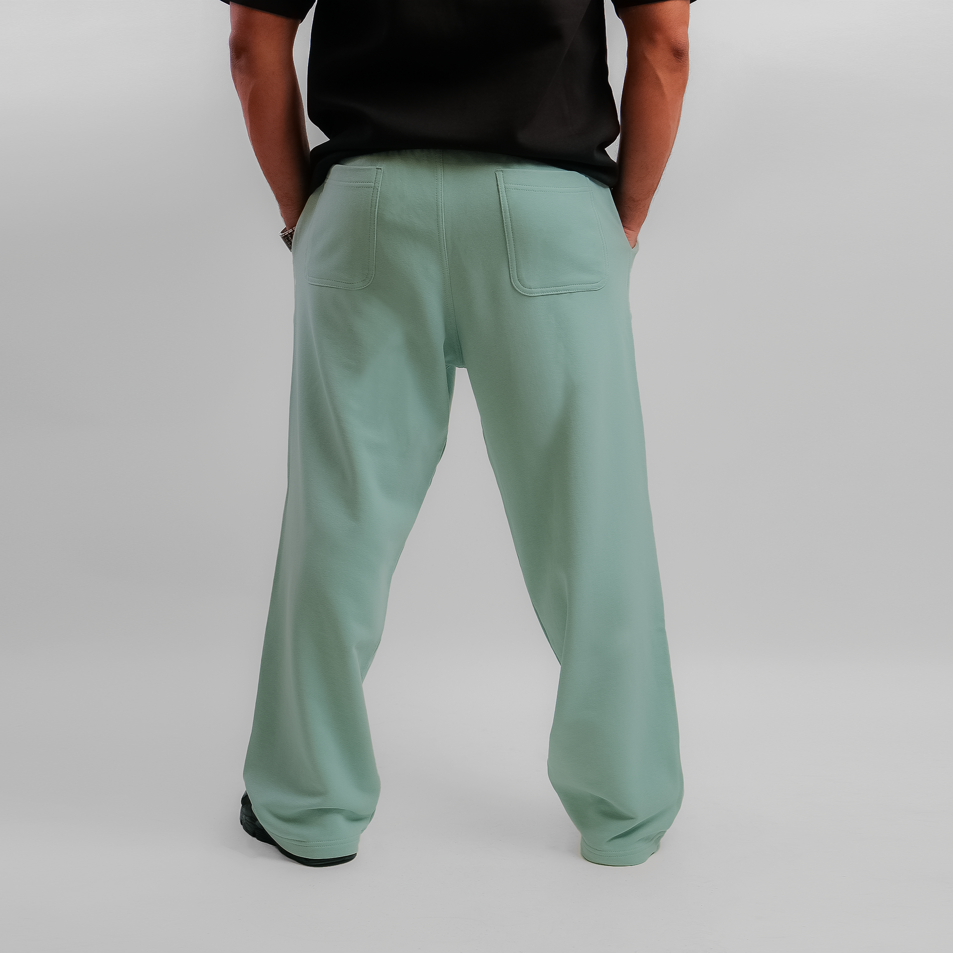 wide leg sweatpants